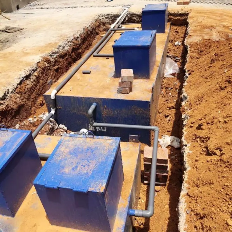 Zakopané domácí kanalizační komunitní zařízení střední velikosti